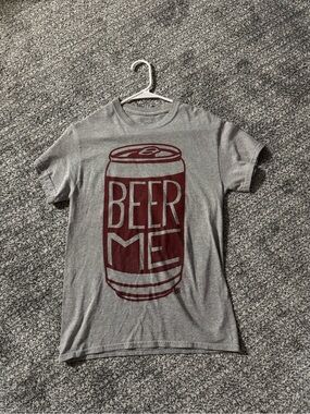 Spencer's Gray Tee with Maroon 'Beer Me' Can Graphic